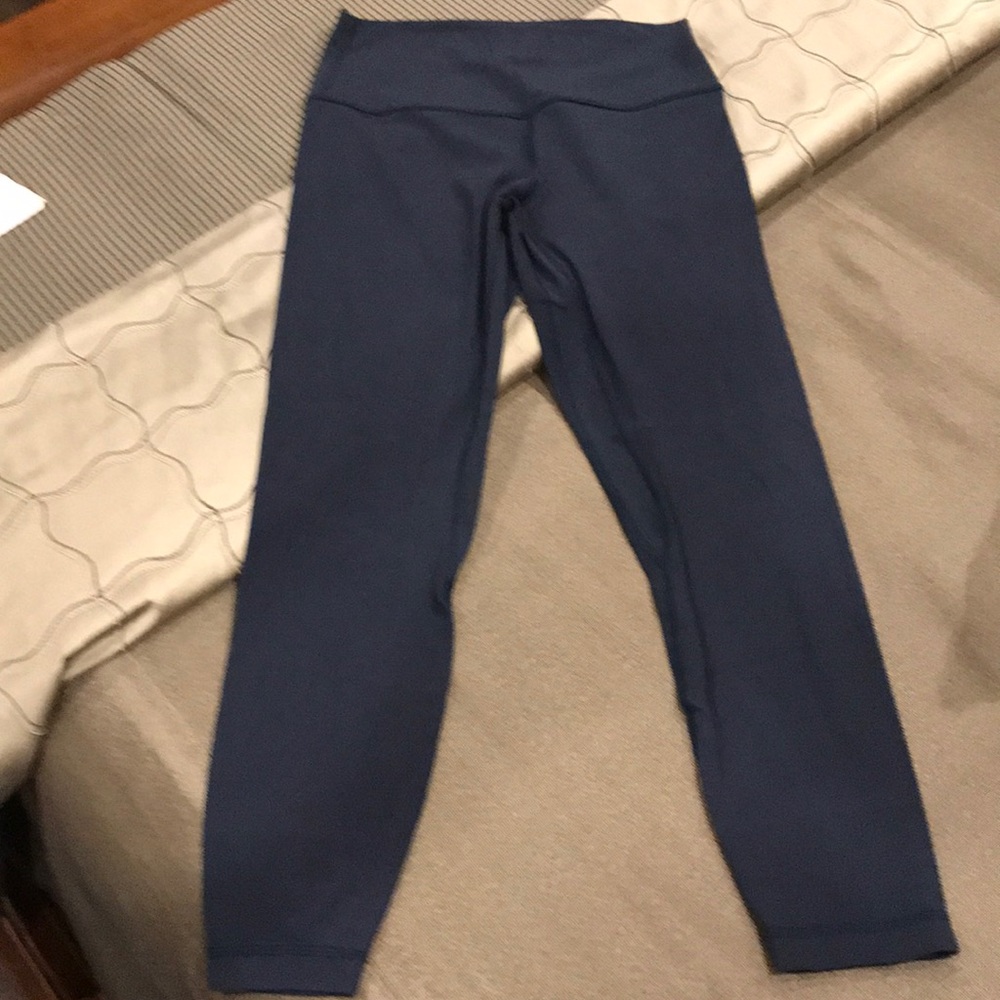 Align Pant II Slight wear on the seat  great shape